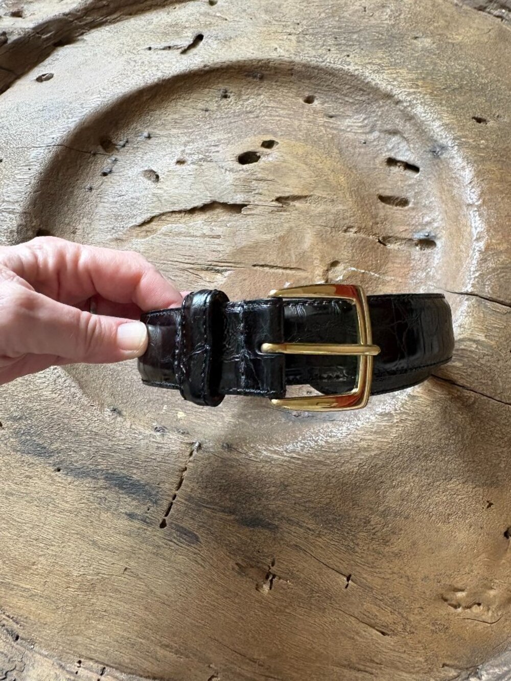 Cole Haan black embossed leather belt brass buckle 1.25 in. wide women's medium